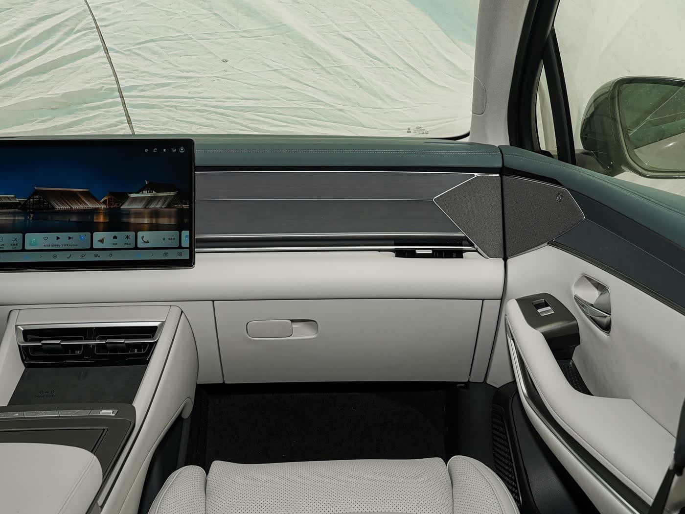 2025 BYD TANG L Image 13